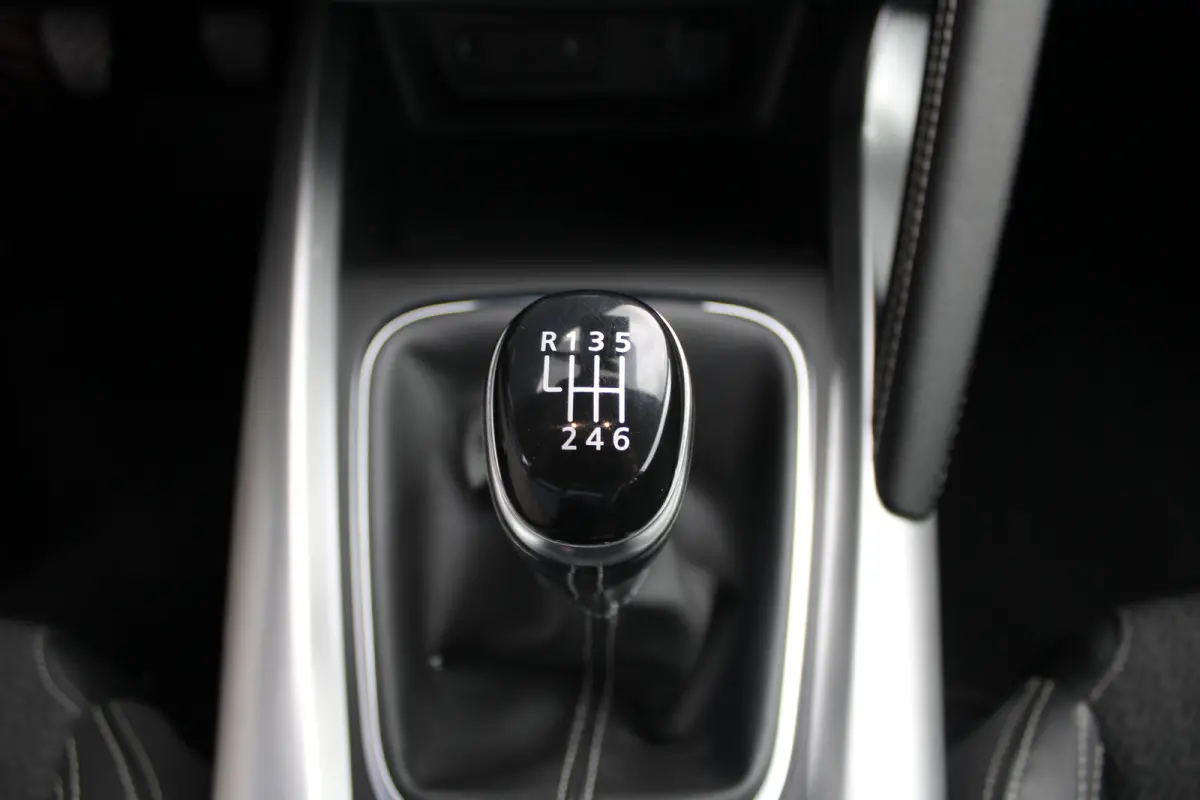 1.2 TCe Intens Pack Tech | Camera | Climate Control | All-season Banden