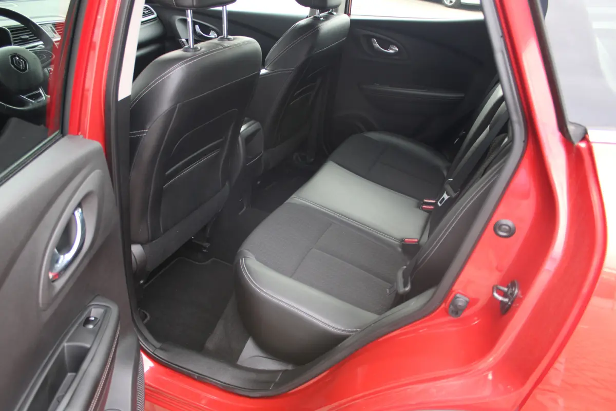 1.2 TCe Intens Pack Tech | Camera | Climate Control | All-season Banden
