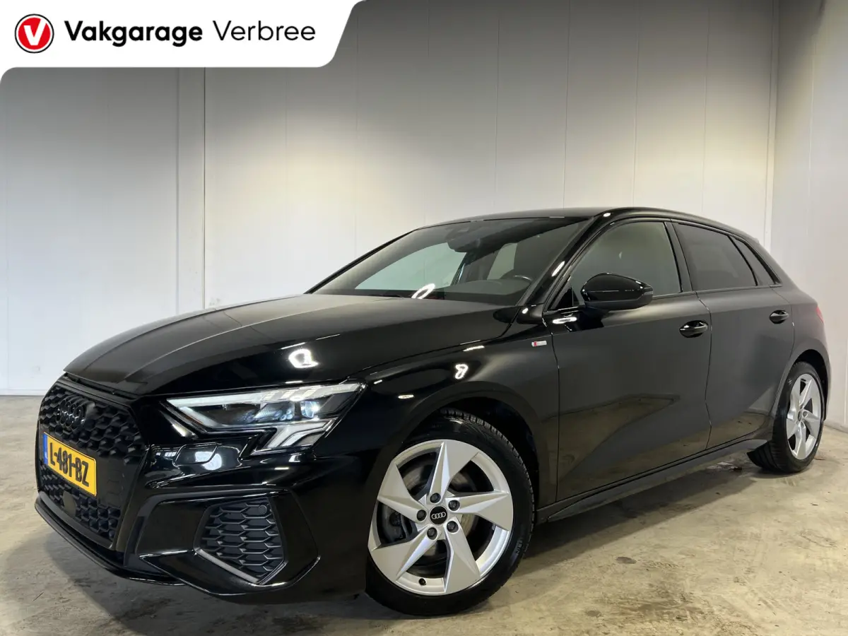 30 TFSI S-line | Navigatie/Android/Apple Carplay | LM Velgen 17" | Cruise Control | Airco | S-Line Exterieur |