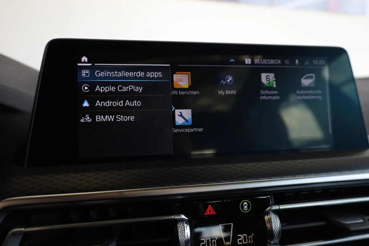 xDrive30e | M Sportpakket | Panorama Dak | SOH 93,3% | Head-Up Display | Active Cruise Control | Harman/Kardon | Trekhaak