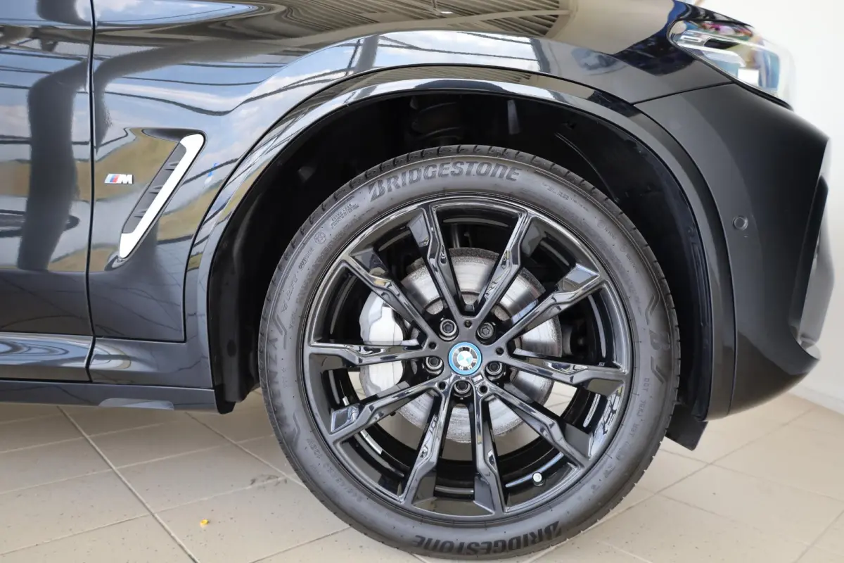 xDrive30e | M Sportpakket | Panorama Dak | SOH 93,3% | Head-Up Display | Active Cruise Control | Harman/Kardon | Trekhaak