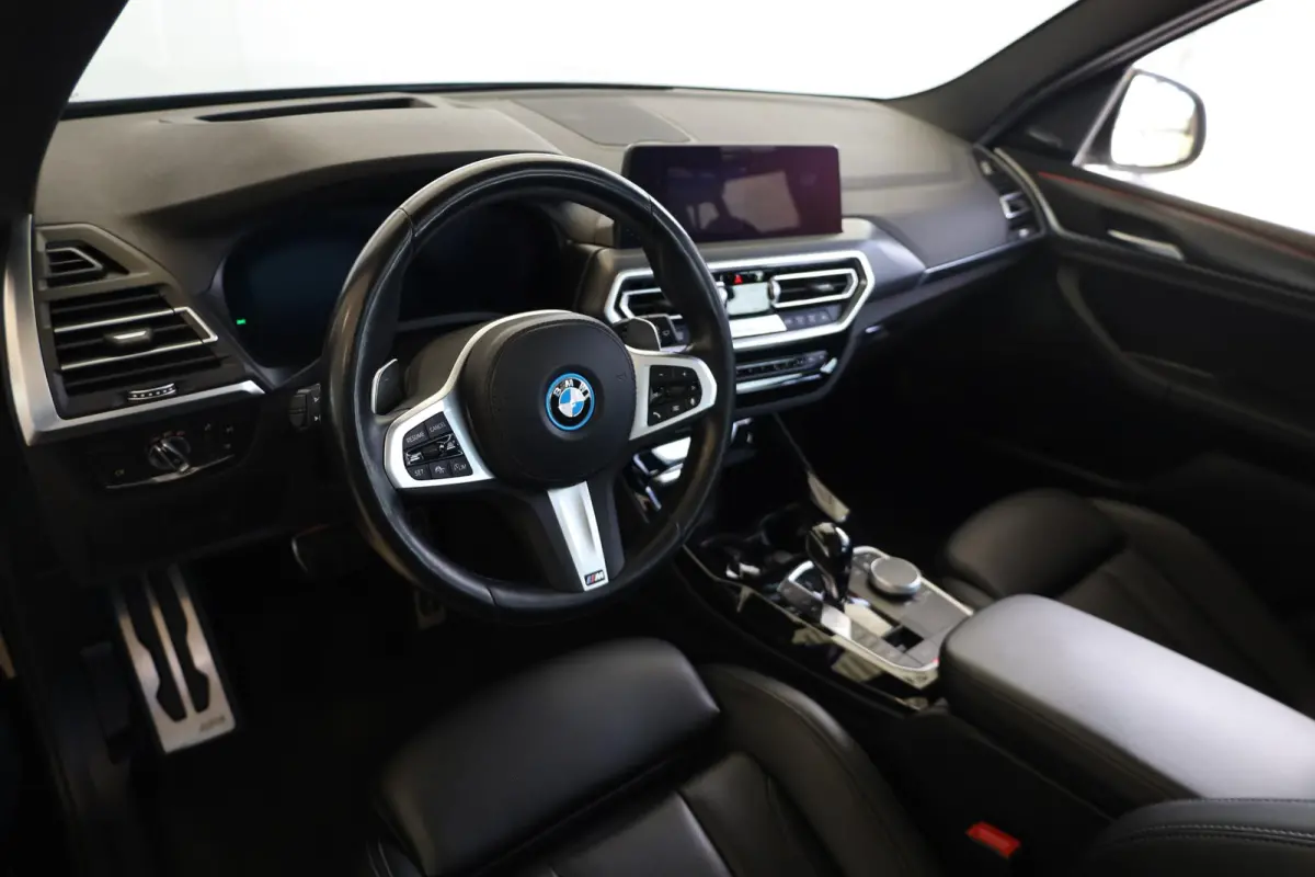 xDrive30e | M Sportpakket | Panorama Dak | SOH 93,3% | Head-Up Display | Active Cruise Control | Harman/Kardon | Trekhaak