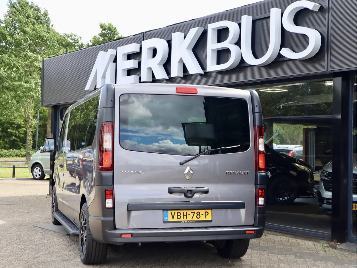1.6 dCi 145PK ENKELE CABINE MARGE-BTW VRIJ