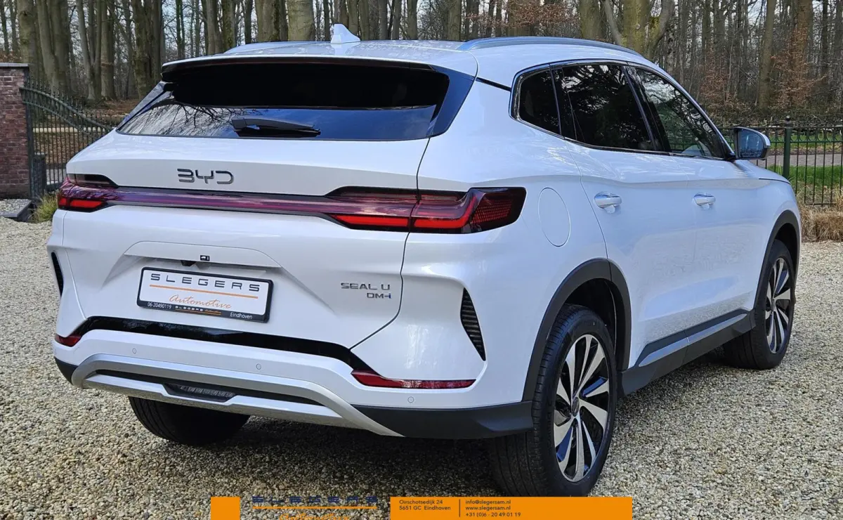 1.5 DM-i FWD Boost  Plug-in Hybrid Nieuw model