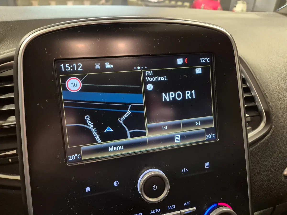 1.2 TCe Zen - Navigatie - Airco - Cruise Control