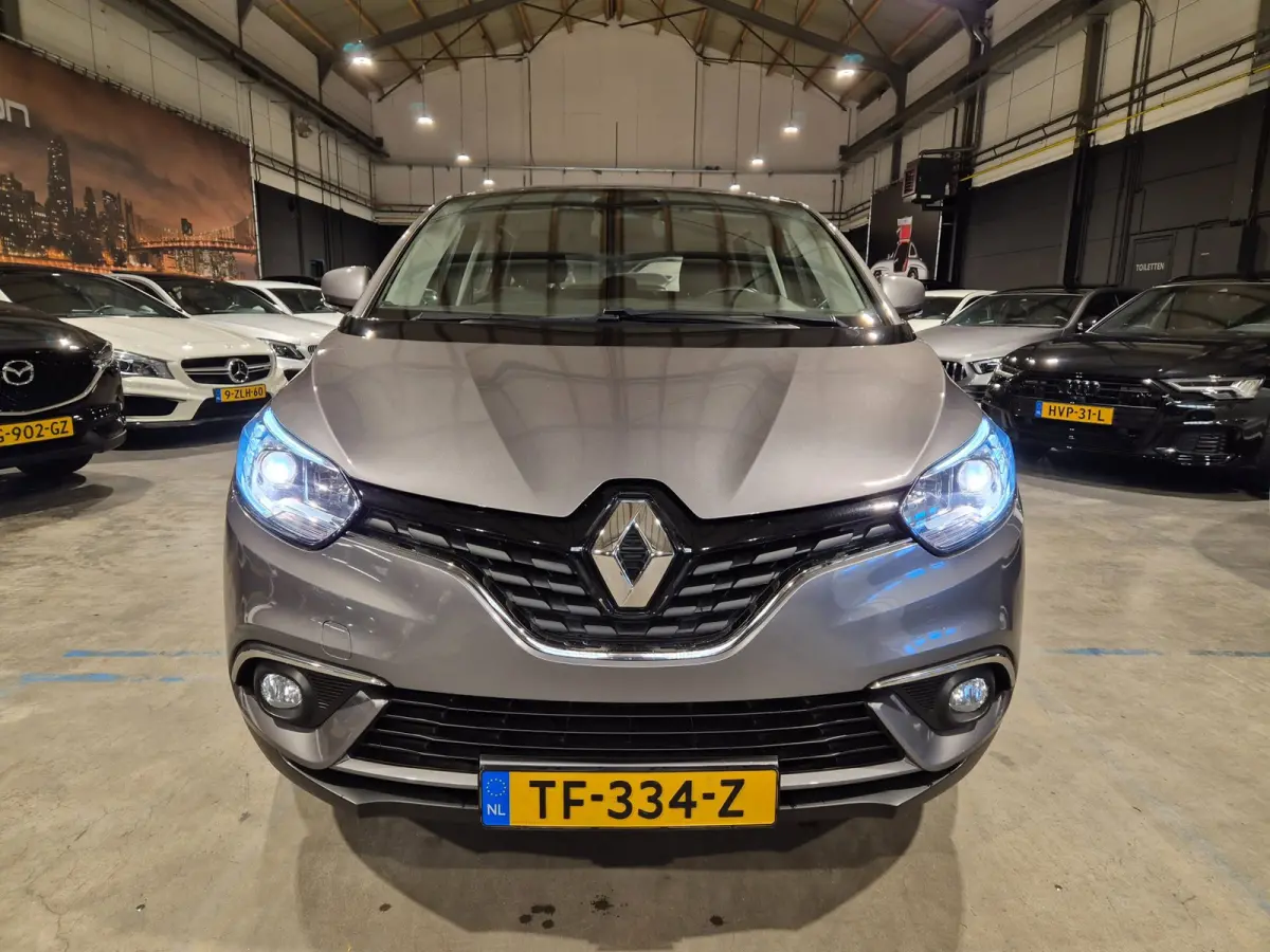 1.2 TCe Zen - Navigatie - Airco - Cruise Control