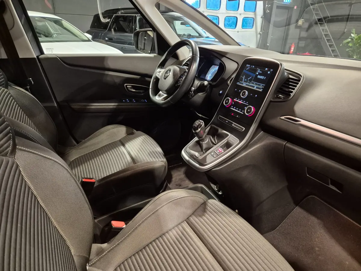 1.2 TCe Zen - Navigatie - Airco - Cruise Control