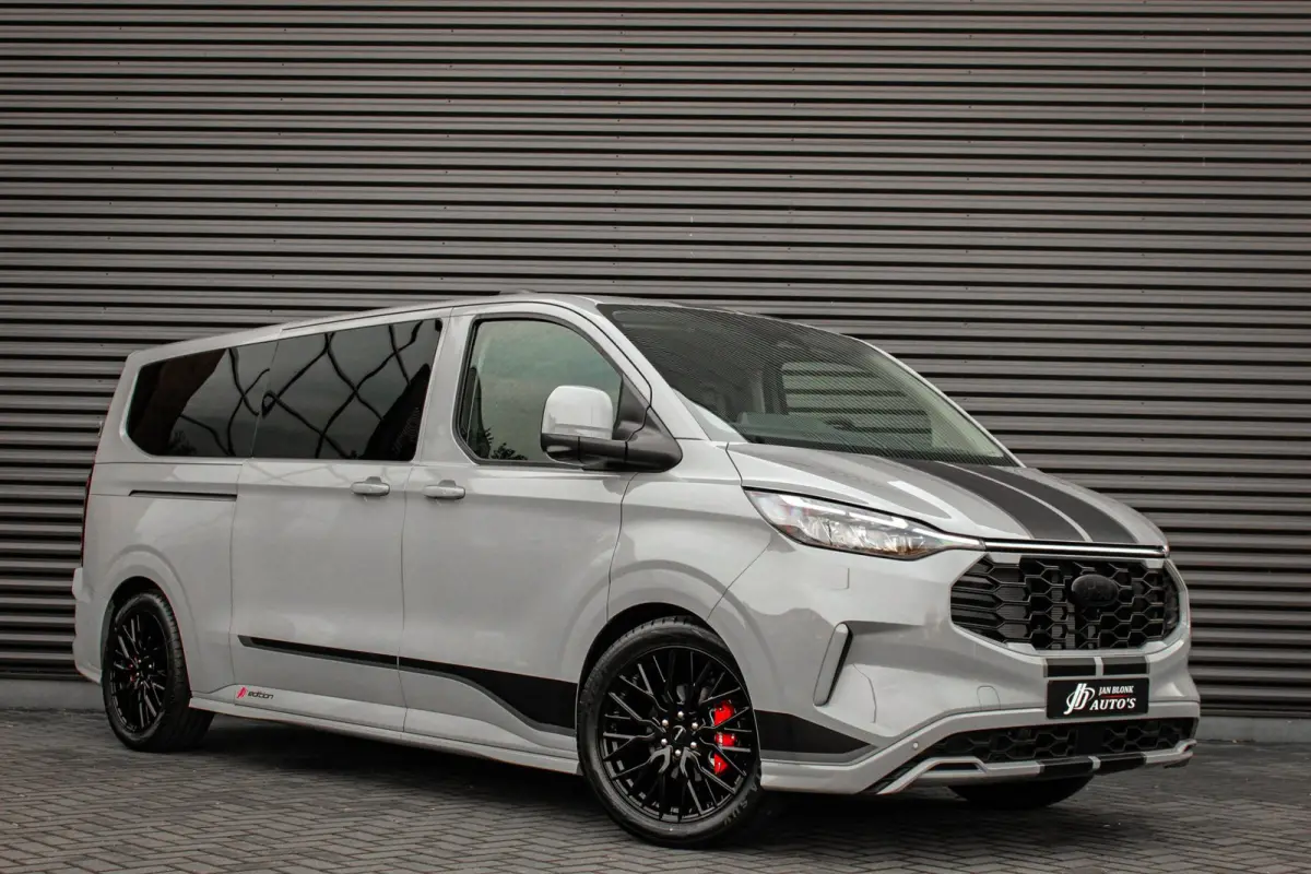 2.0 TDCI L2H1 170PK Limited DC / DUBBEL CABINE / JB- EDITION / DRIVER ASSISTANCE PACK / 5- ZITS /MY2024/CAMERA