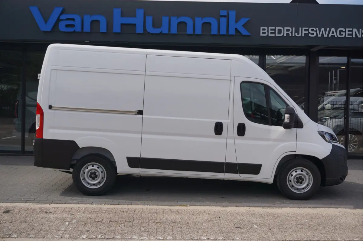 35 2.2 140PK EAT8 Automaat L2H2 BPM VRIJ!! 10" Navi, Clima, Camera, ACC LED, 270º Deur!! NR. J590*