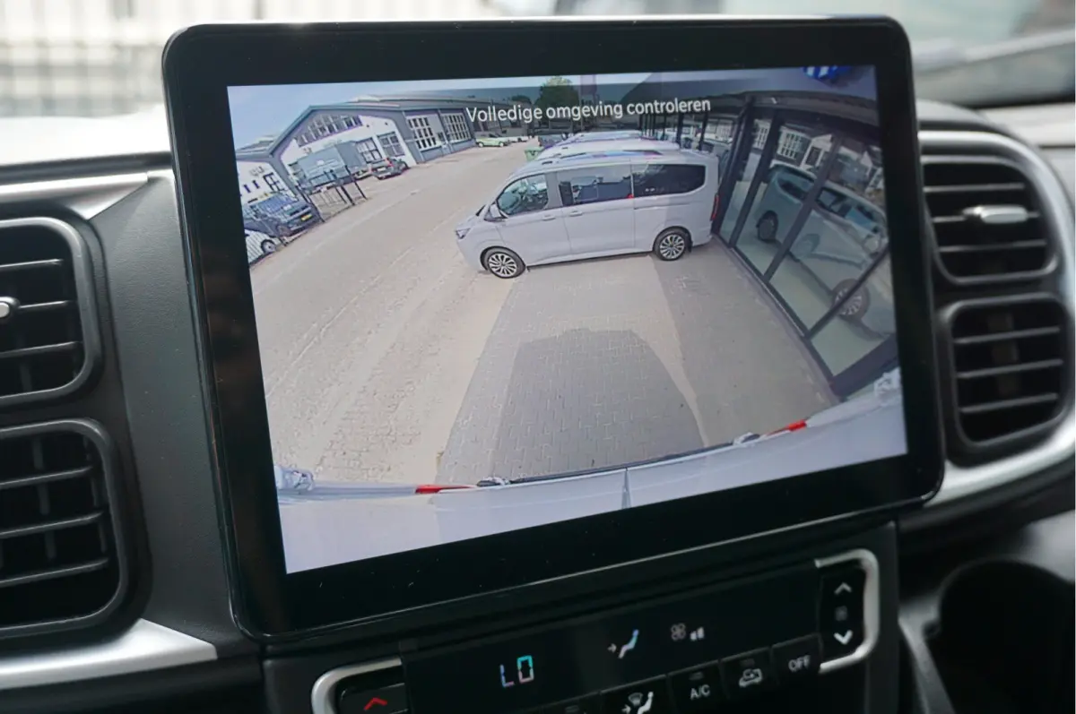 35 2.2 140PK L3H2 BPM VRIJ!! 10" Navi, Climate, Camera, 270º Deur!! NR. J420*