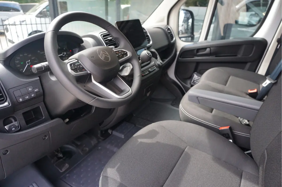 35 2.2 140PK L3H2 BPM VRIJ!! 10" Navi, Climate, Camera, 270º Deur!! NR. J910*