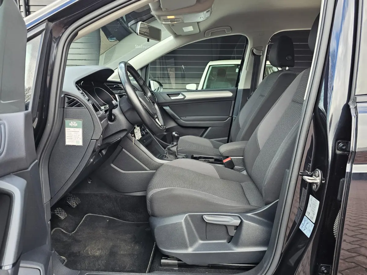1.2 TSI Comfortline 7-persoons | Climatronic | Trekhaak | LMV | Cruise | App-connect |