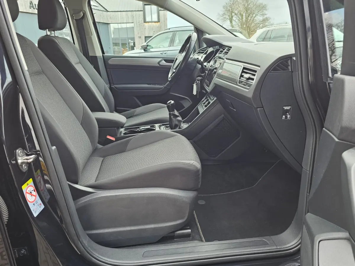 1.2 TSI Comfortline 7-persoons | Climatronic | Trekhaak | LMV | Cruise | App-connect |