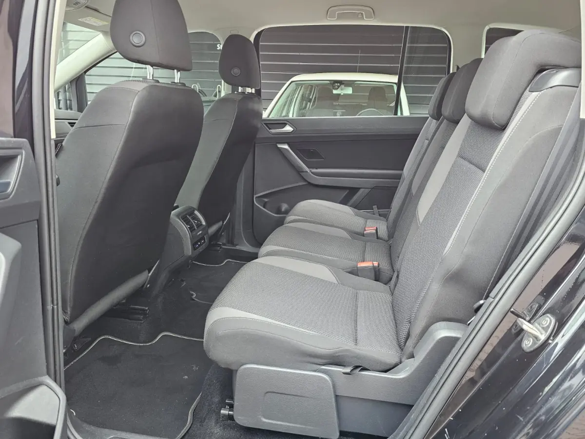 1.2 TSI Comfortline 7-persoons | Climatronic | Trekhaak | LMV | Cruise | App-connect |
