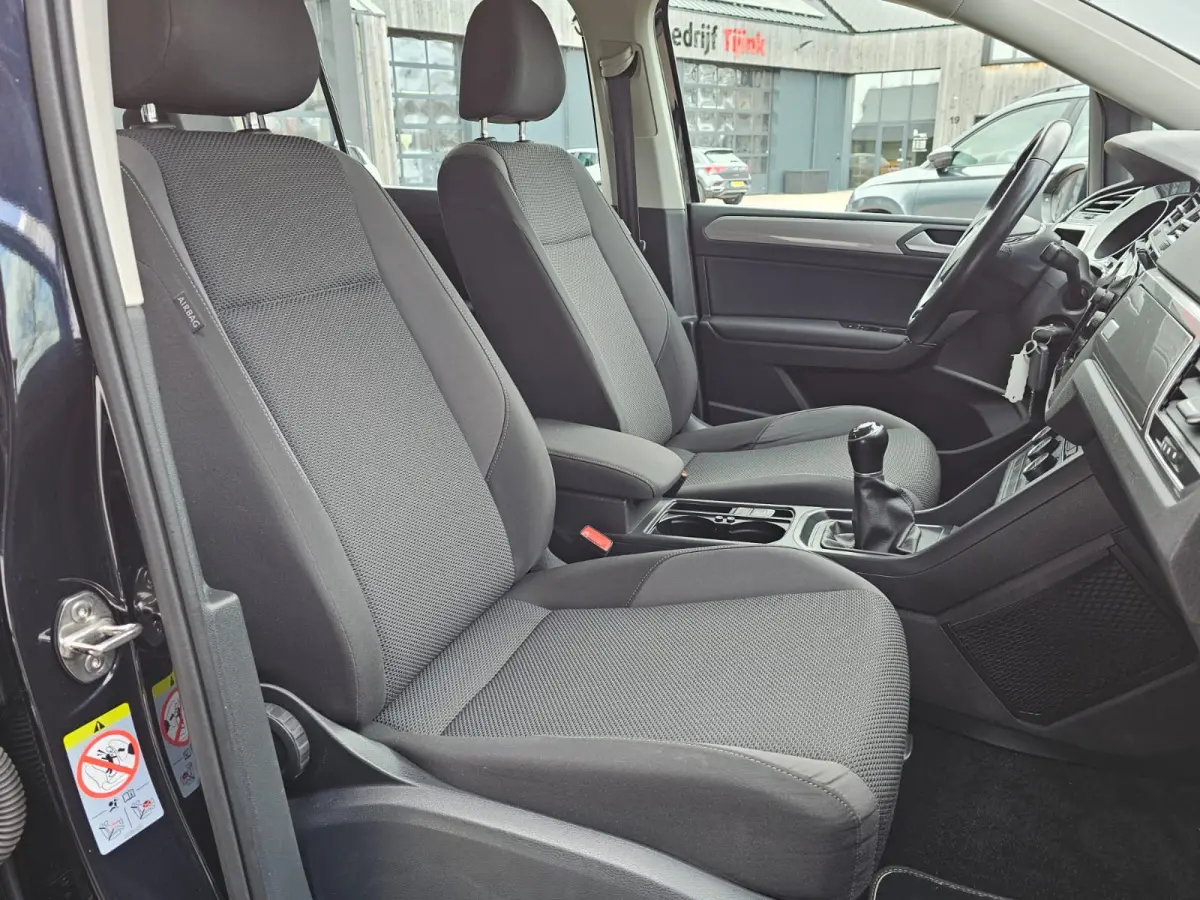 1.2 TSI Comfortline 7-persoons | Climatronic | Trekhaak | LMV | Cruise | App-connect |