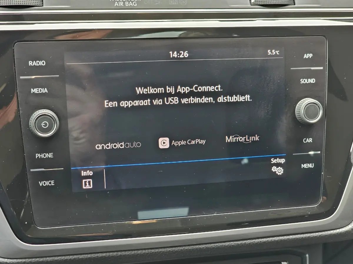 1.2 TSI Comfortline 7-persoons | Climatronic | Trekhaak | LMV | Cruise | App-connect |