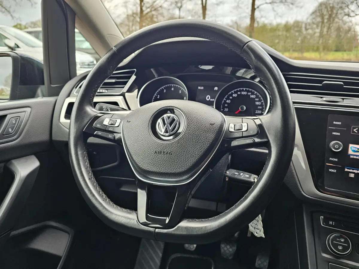 1.2 TSI Comfortline 7-persoons | Climatronic | Trekhaak | LMV | Cruise | App-connect |