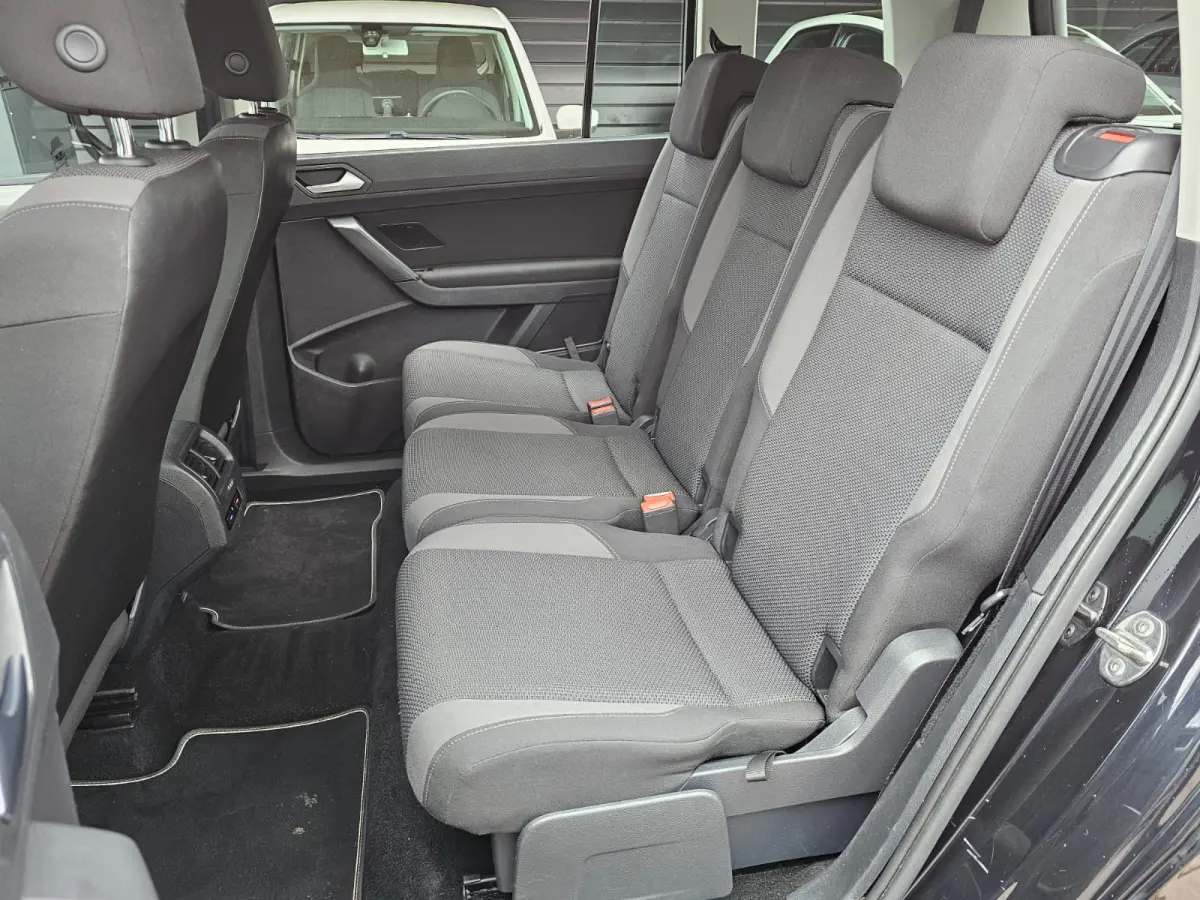 1.2 TSI Comfortline 7-persoons | Climatronic | Trekhaak | LMV | Cruise | App-connect |