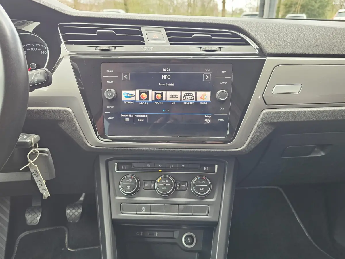1.2 TSI Comfortline 7-persoons | Climatronic | Trekhaak | LMV | Cruise | App-connect |