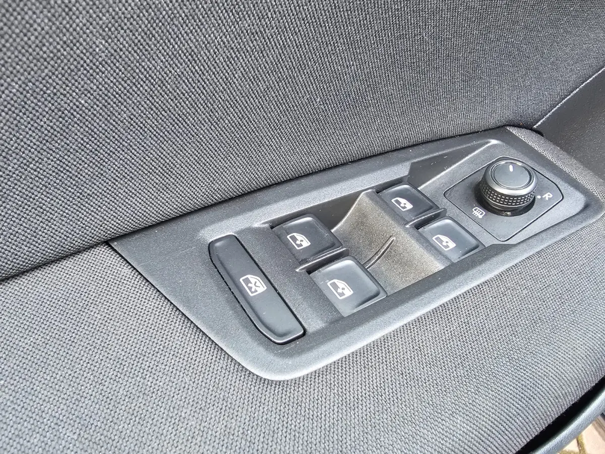 1.2 TSI Comfortline 7-persoons | Climatronic | Trekhaak | LMV | Cruise | App-connect |