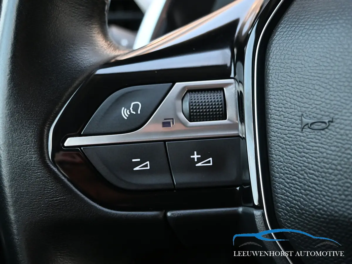 1.2 PureTech Allure Pack Business, AUTOMAAT, Apple Carplay, half leer, 360° camera, digit. dashb. NL-dealerauto