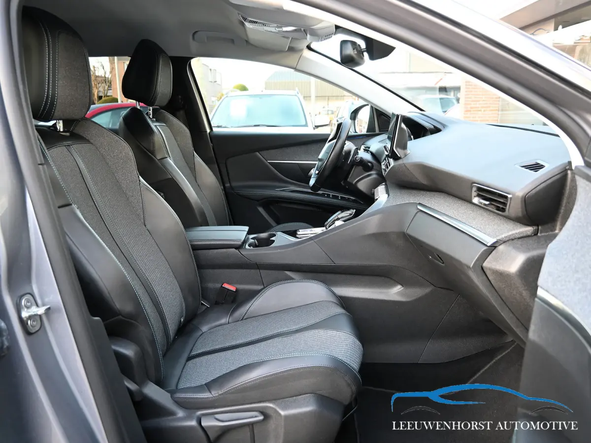 1.2 PureTech Allure Pack Business, AUTOMAAT, Apple Carplay, half leer, 360° camera, digit. dashb. NL-dealerauto
