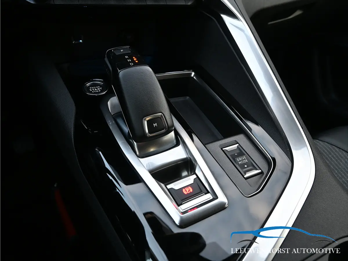 1.2 PureTech Allure Pack Business, AUTOMAAT, Apple Carplay, half leer, 360° camera, digit. dashb. NL-dealerauto