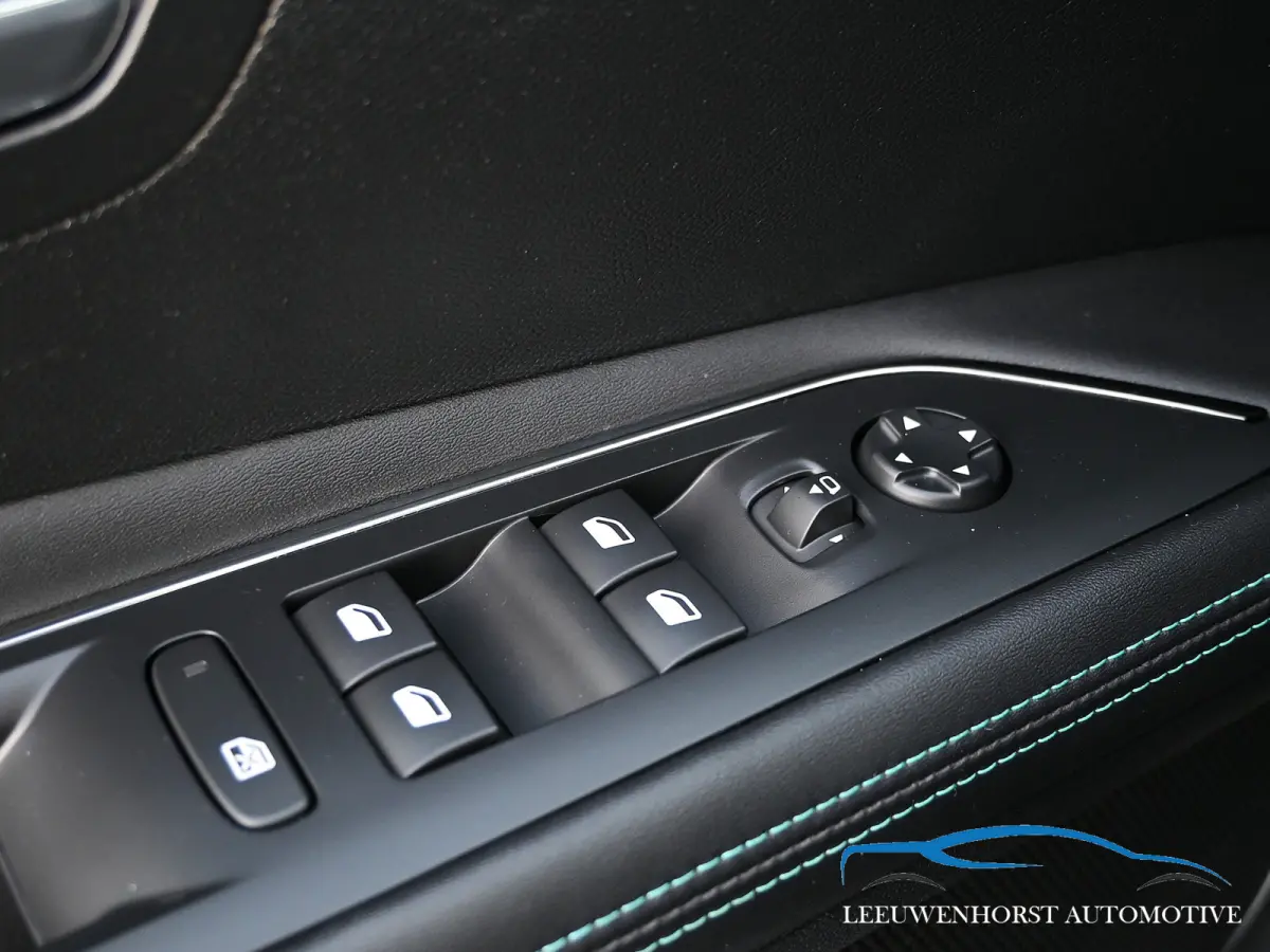 1.2 PureTech Allure Pack Business, AUTOMAAT, Apple Carplay, half leer, 360° camera, digit. dashb. NL-dealerauto