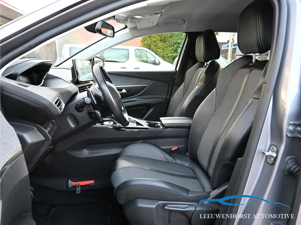 1.2 PureTech Allure Pack Business, AUTOMAAT, Apple Carplay, half leer, 360° camera, digit. dashb. NL-dealerauto