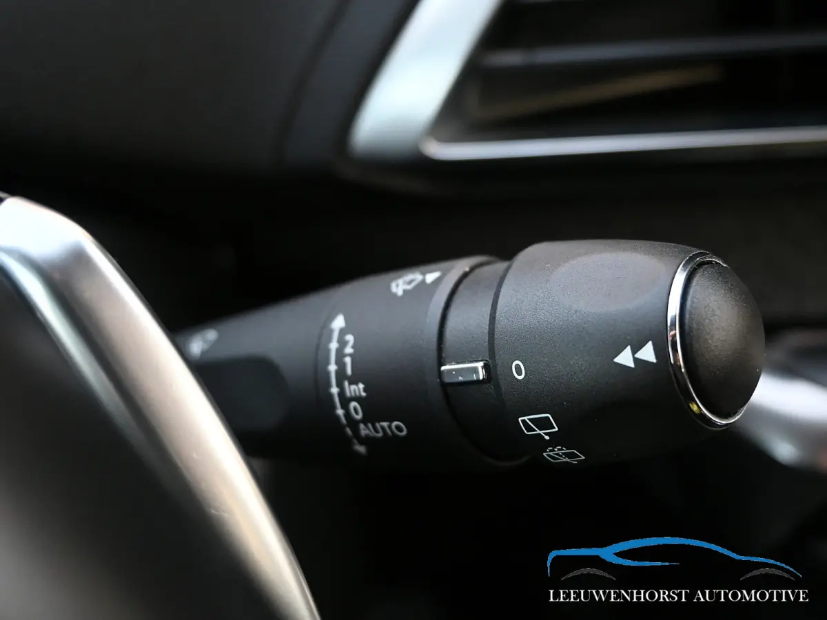 1.2 PureTech Allure Pack Business, AUTOMAAT, Apple Carplay, half leer, 360° camera, digit. dashb. NL-dealerauto