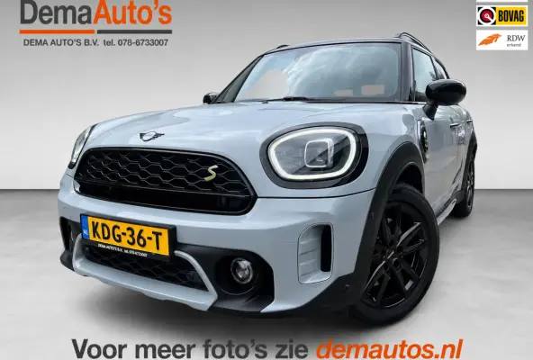1.5 Cooper ALL4 Untamed Edition SOH98% 224PK/PANO/H-KARDON/H-UP/LEDER/CAM/V-COCKPIT/NAVI/DAB///