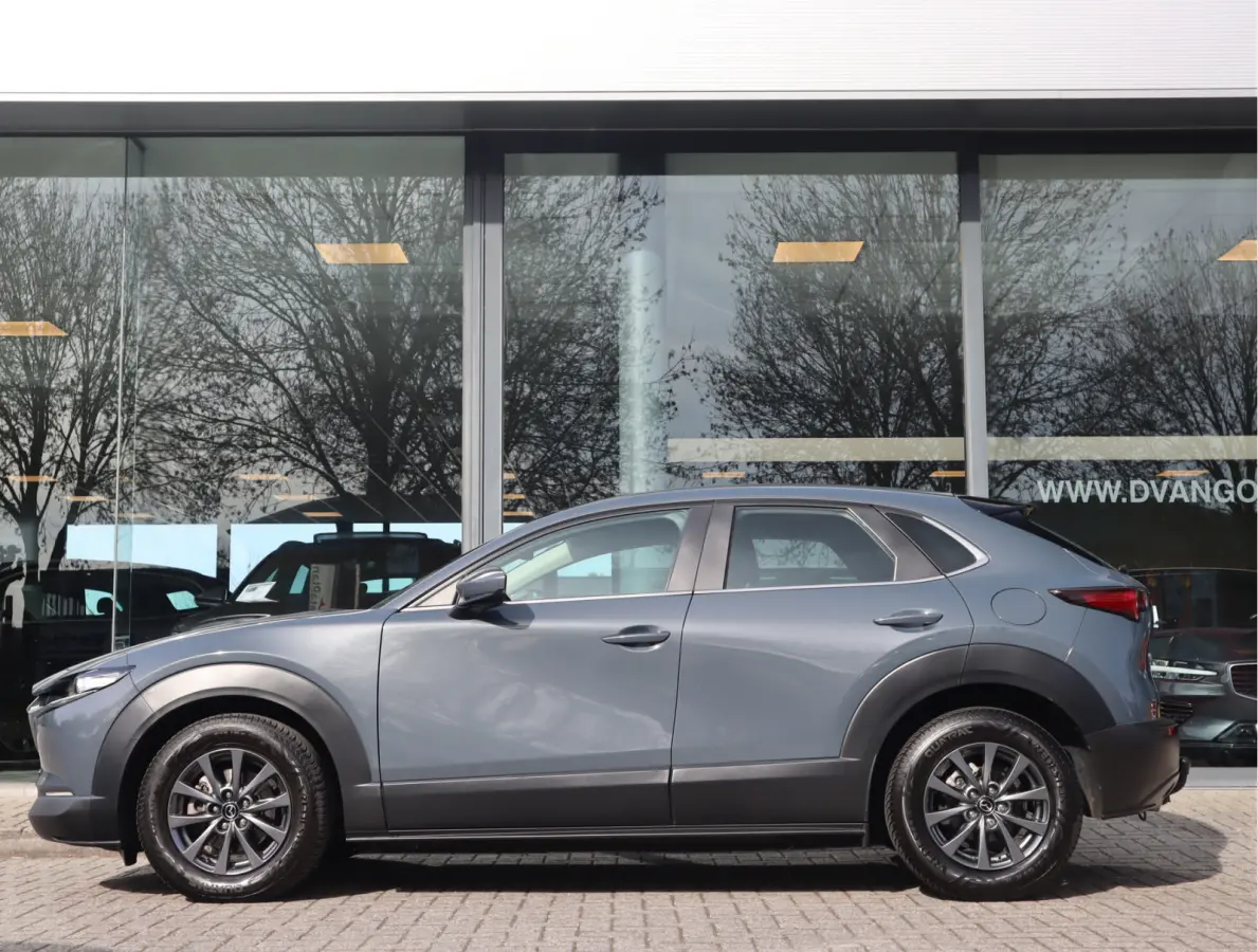 2.0 e-SkyActiv-G M Hybrid Comfort Navi / Trekh / Stoel/stuurverw / Cruise / Camera / Head-up All-season banden / BTW auto /