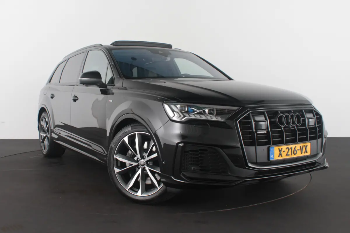 55 TFSI e quattro S line > (Full Option) Nacht/Lazer/Pano./Ventialtie/360/Head up.....