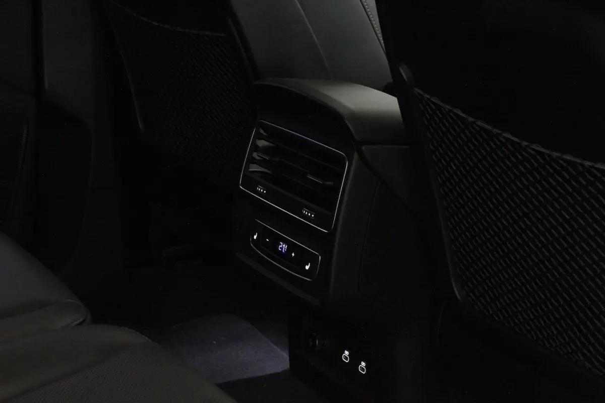 55 TFSI e quattro S line > (Full Option) Nacht/Lazer/Pano./Ventialtie/360/Head up.....