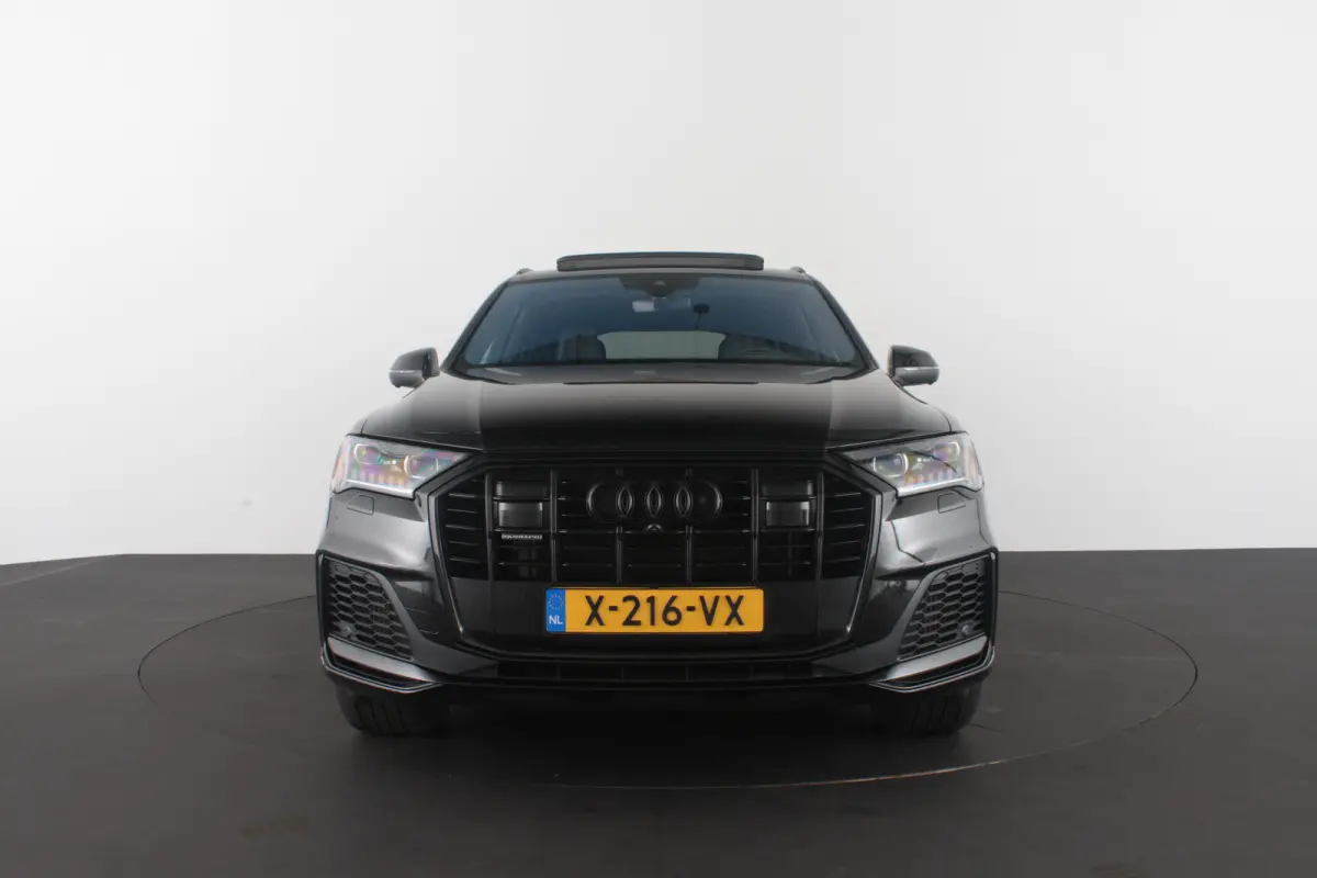55 TFSI e quattro S line > (Full Option) Nacht/Lazer/Pano./Ventialtie/360/Head up.....