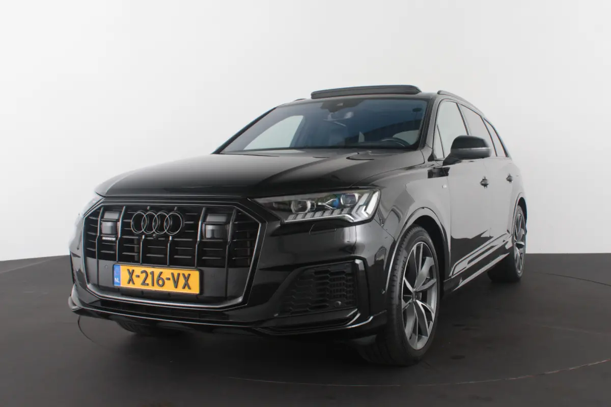 55 TFSI e quattro S line > (Full Option) Nacht/Lazer/Pano./Ventialtie/360/Head up.....