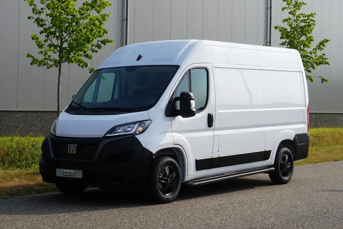 35 2.2 MultiJet L2H2 Nieuwstaat |BPM vrij! |140 pk |3500 KG |Luxe uitvoering |Camera |Cruise |Navi |Groot scherm |2e airbag |Reservewiel |Climate control