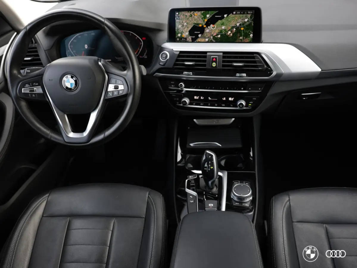 xDrive20i HIGH EXECUTIVE / DEALER ONDH. / LEDER / TREKHAAK / 18"
