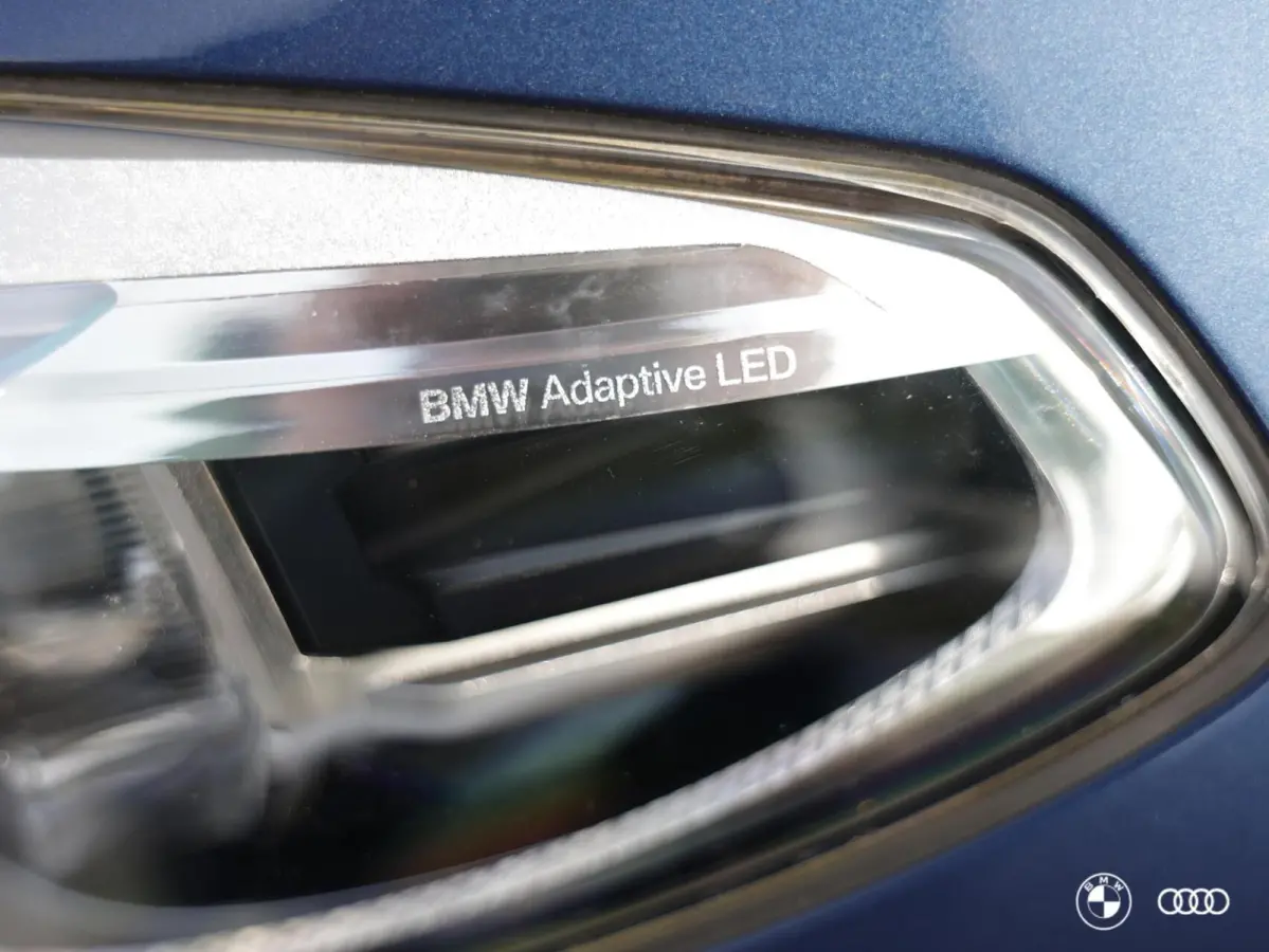 xDrive20i HIGH EXECUTIVE / DEALER ONDH. / LEDER / TREKHAAK / 18"