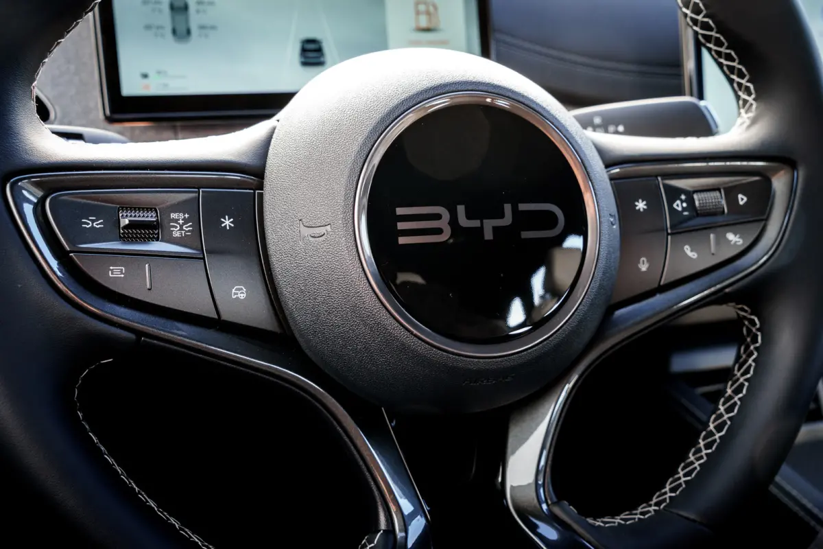 1.5 DM-i 183 Pk PHEV Boost | 1.350 WLTP | Adapt. Cruise | Keyless | Vegan Leder | Camera |  LED verlichting