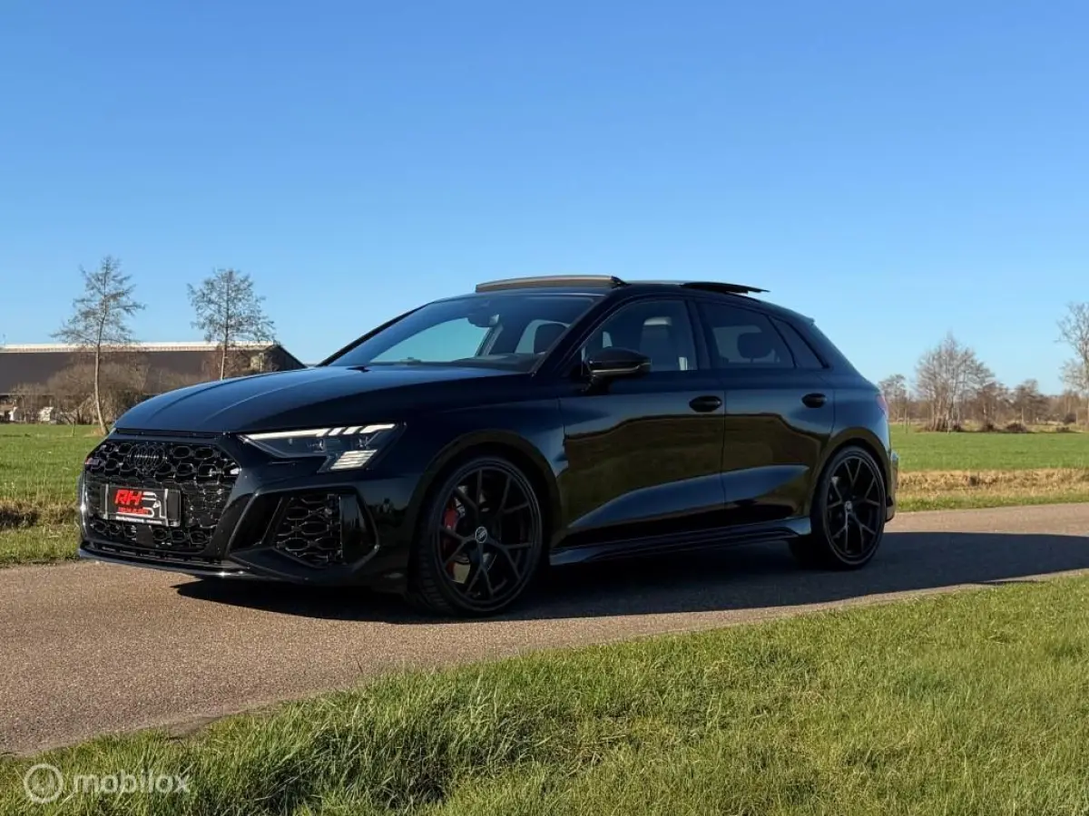 RS 3 2.5 TFSI RS3 Full option ! PANO/KEYLESS/HEAD-UP/