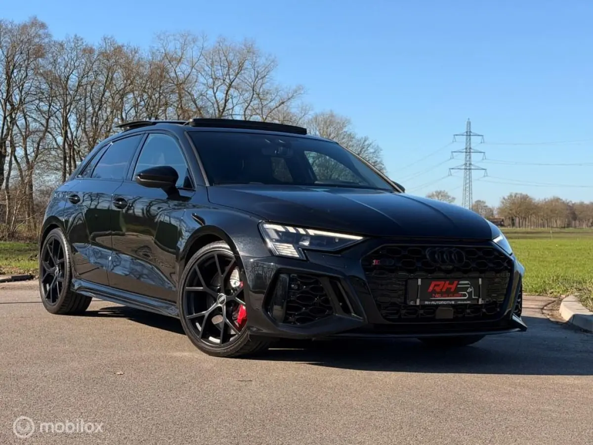 RS 3 2.5 TFSI RS3 Full option ! PANO/KEYLESS/HEAD-UP/