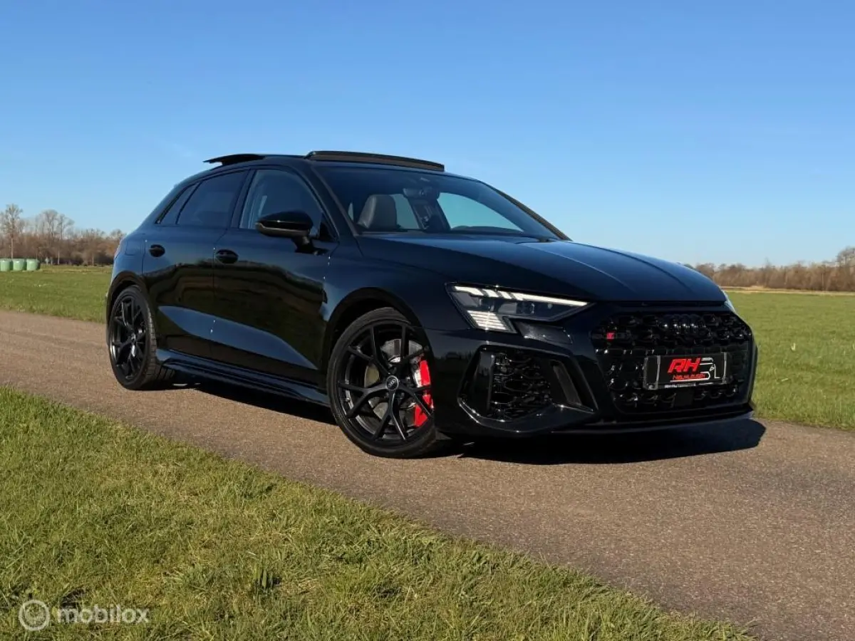 RS 3 2.5 TFSI RS3 Full option ! PANO/KEYLESS/HEAD-UP/