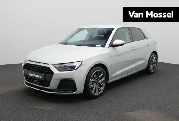 30 TFSI Advanced edition l Adaptive cruise control l Climate control l Stoelverwarming l Navigatie l Climate control l LED-koplampen l Audi sound system l Privacy glas l Optiekpakket zwart p