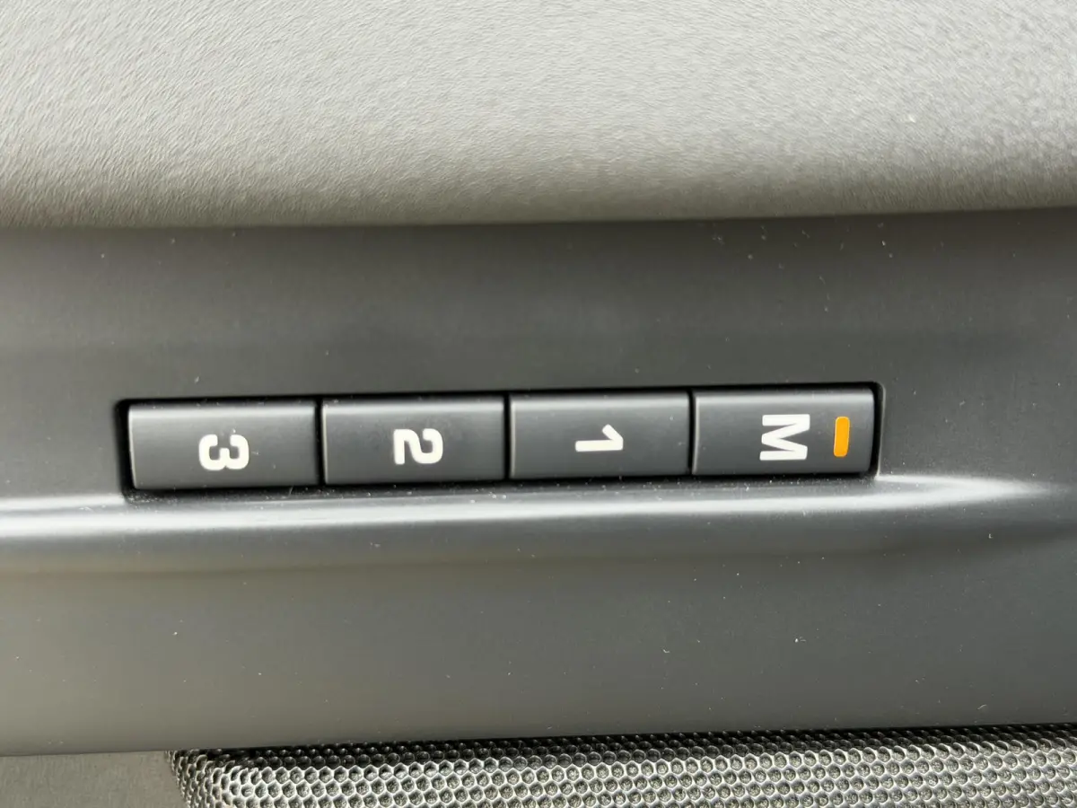 1.5 P300e PHEV AWD R-Dynamic SE FACELIFT|Schuif/kantel|Meridian|360Cam|HUD|Winterpakket|