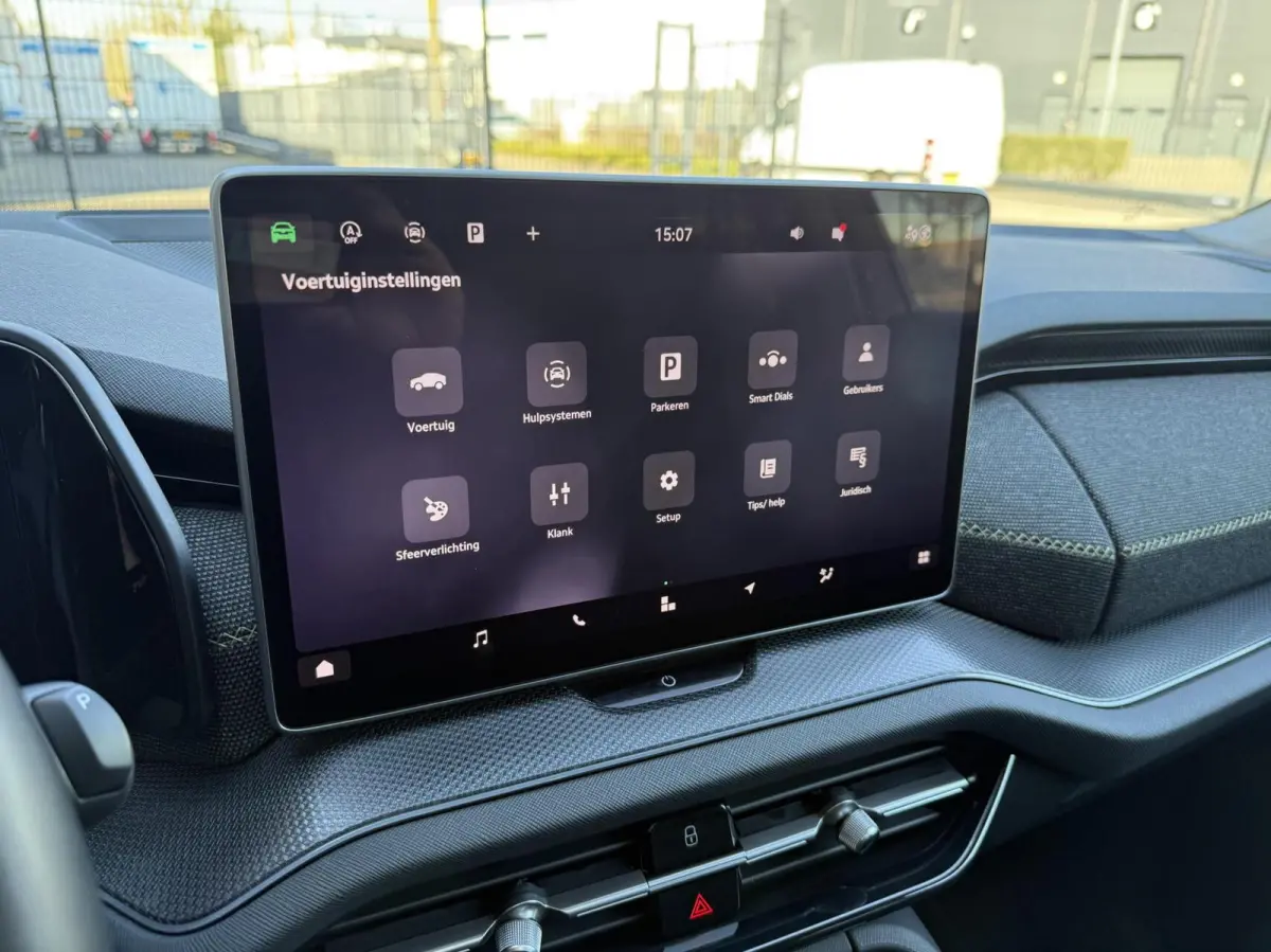 1.5 TSI MHEV Business 7p PANORAMADAK