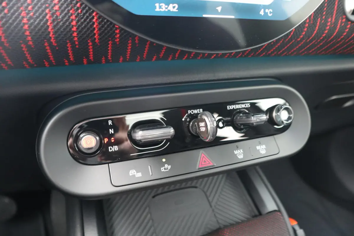 SE ALL4 | John Cooper Works Trim + XL Pakket | SOH 100% |