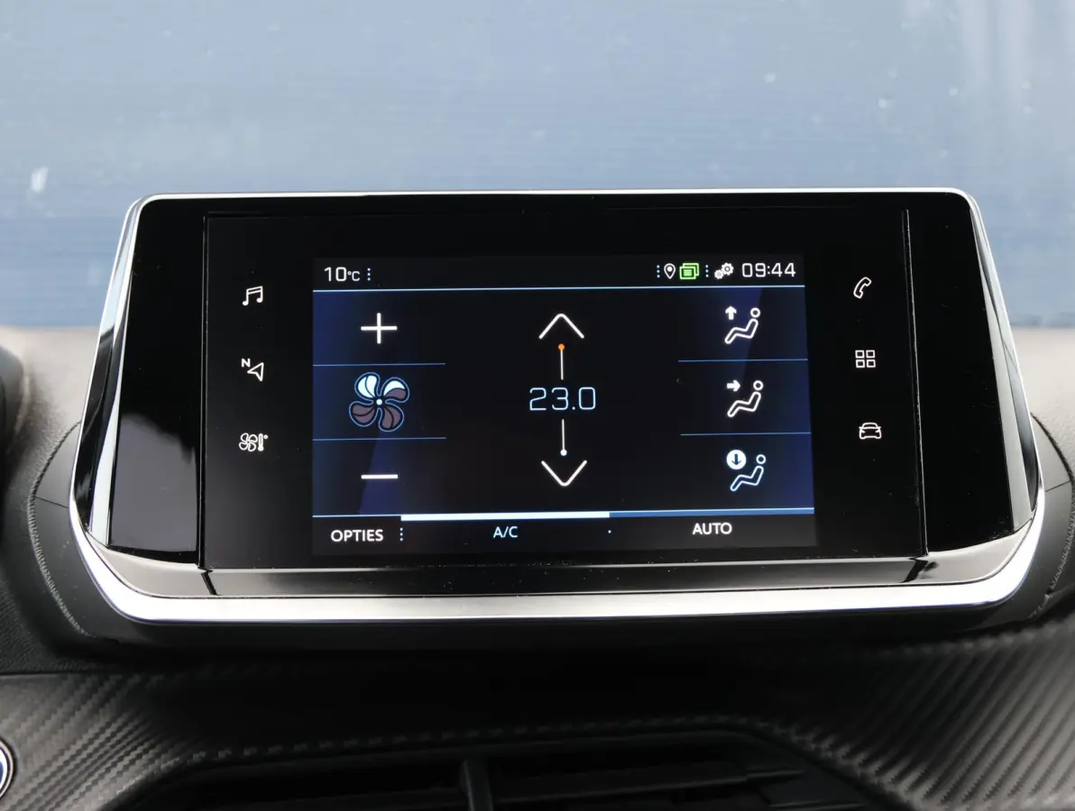 130pk Allure Automaat | Parkeersensoren | LED lampen | Navigatie | Climate | 1ste eigenaar