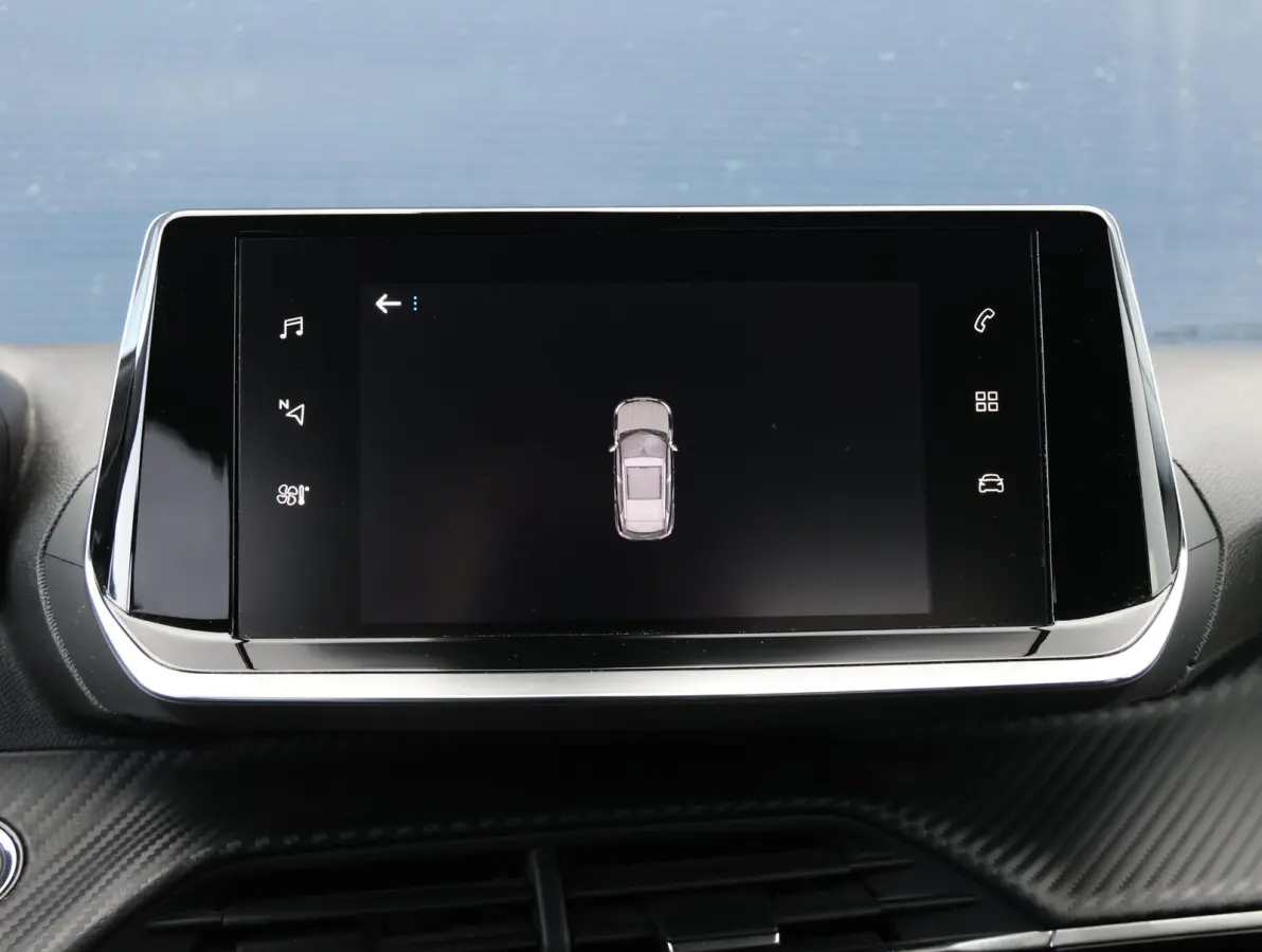 130pk Allure Automaat | Parkeersensoren | LED lampen | Navigatie | Climate | 1ste eigenaar