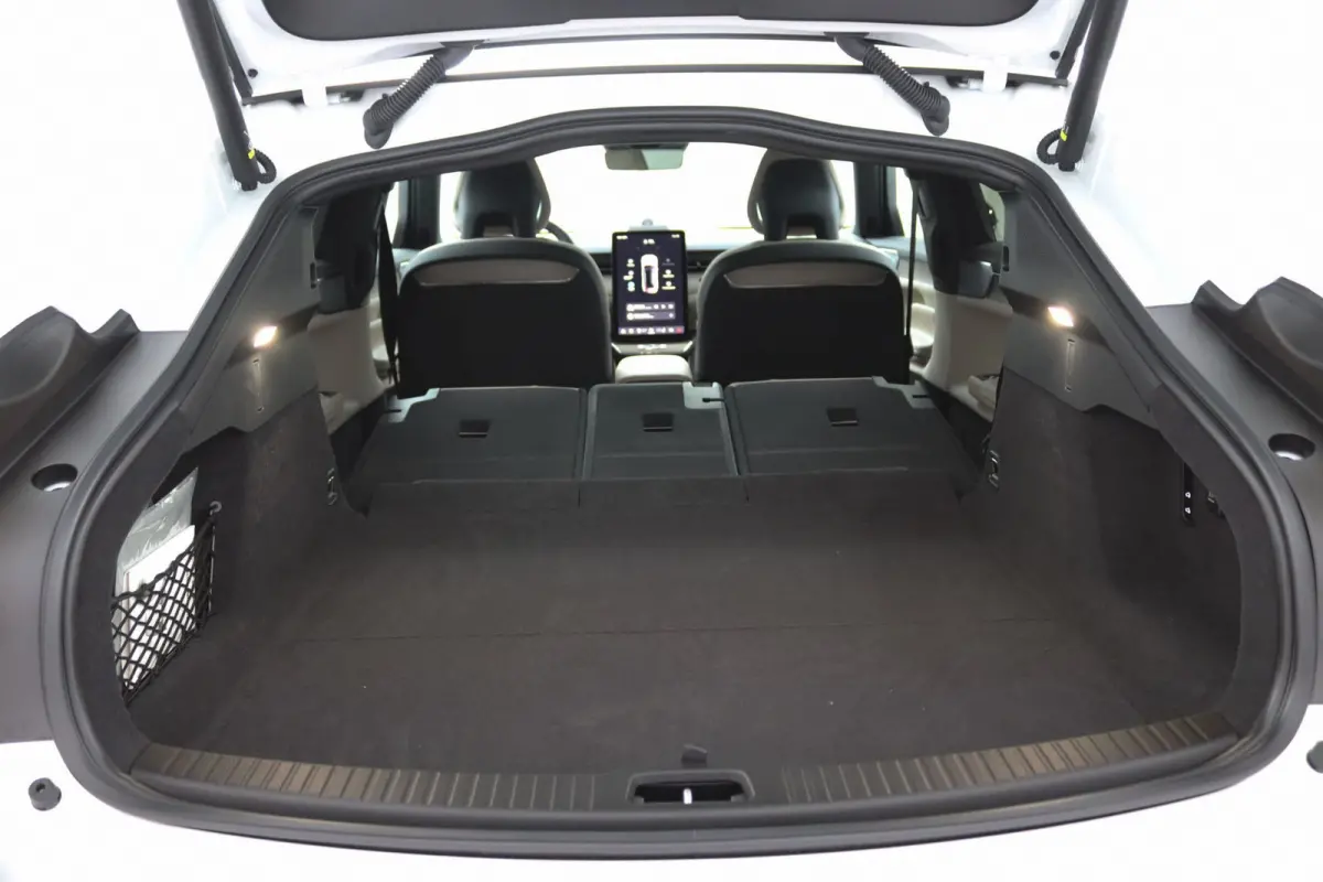 Single Motor Extended Range Ultra 92 kWh | Bowers & Wilkins audiosysteem | Cruise control adaptief met Stop&Go en stuurhulp | Dodehoekdetectie met correctie
